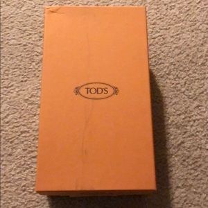 Tod’s shoe box